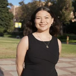 Headshot of Lesly Leal - Third Year Molecular, Cell, & Developmental Biology